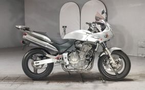 HONDA HORNET 600 2001 PC34