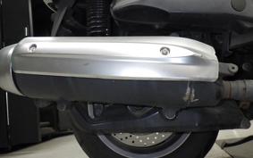 YAMAHA MAJESTY 400 2004