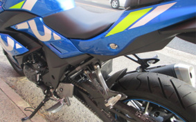 SUZUKI GSX250R DN11A