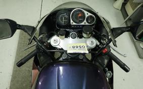 KAWASAKI NINJA ZX-7R 2000