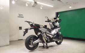 HONDA X-ADV 750 2018 RC95