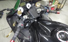 KAWASAKI ZZ1400 NINJA R 2010 ZXT40C