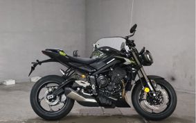 TRIUMPH  TRIUMPH  STREET  TRIPLE RS HDA614