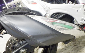 SUZUKI ｸﾞﾗﾃﾞｨｳｽ400 2010 VK58A