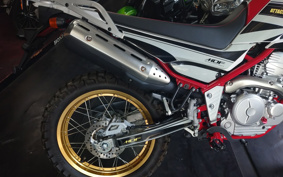 YAMAHA SEROW 250 DG31J