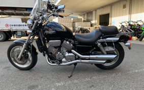 HONDA MAGNA 750 1995 RC43