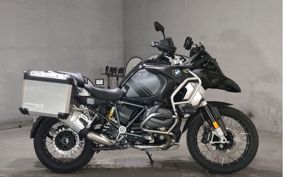 BMW R1250GS ADVENTURE 2022 0M11