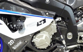 BMW HP4 2014 0D01