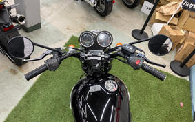 TRIUMPH BONNEVILLE T100 2014 TJ9157