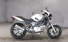 HONDA VTR 250 MC33