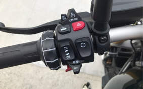 BMW R12 nine T 2024 0N01