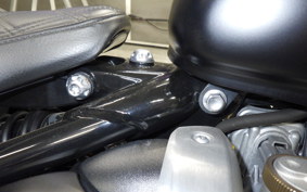 TRIUMPH BONNEVILLE BOBBER 2018