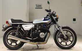 YAMAHA GX750 1976