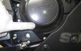 SUZUKI GSX250RA 2001