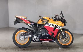 HONDA CBR600RR PC40