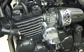 TRIUMPH THUNDERBIRD 900 2004