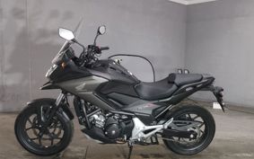 HONDA NC750X 2021 RC90