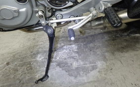 DUCATI MONSTER 400 IE 2004