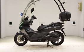 HONDA PCX150ヤネツキ KF12