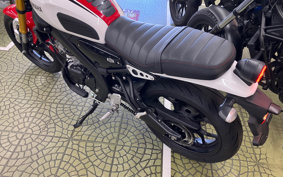 YAMAHA XSR155 RG63