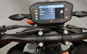 KTM 890 DUKE 2021 TU940