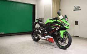 KAWASAKI ZX-25R ZX250E