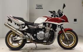 HONDA CB1300SB SUPER BOLDOR A SC54