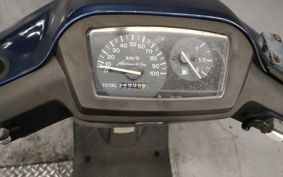 SUZUKI ADDRESS V100 CE11A