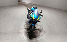 SUZUKI GSX-R125 DL33B