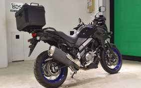 SUZUKI Vｽﾄﾛｰﾑ650XTA 2023 C733M