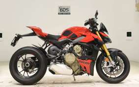 DUCATI STREETFIGHTER V4 S 2024