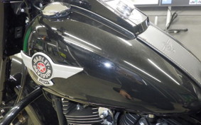 HARLEY FLSTFBS1800 2015