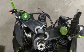 KAWASAKI ZX 10 NINJA R ZXT02E