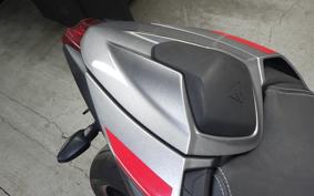 TRIUMPH STREET TRIPLE RS 2021