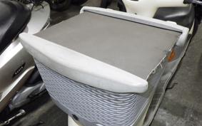 SUZUKI LET's 4 Basket CA43A