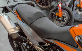 KTM 890 ADVENTURE	 2026 TS640