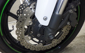 KAWASAKI Z800 2013
