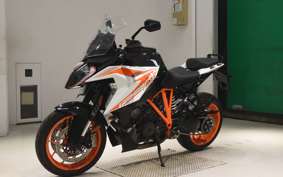 KTM 1290 SUPER DUKE GT 2019