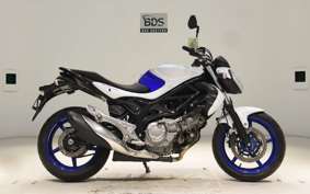 SUZUKI ｸﾞﾗﾃﾞｨｳｽ400 2018 VK58A