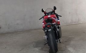 HONDA CBR1000RR R 2025 SC82