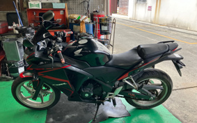 HONDA CBR250R MC41