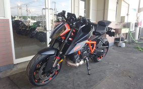 KTM 1290 SUPER DUKE R 2022 V3940
