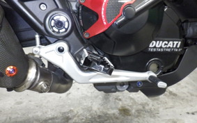 DUCATI HYPERMOTARD 820 SP 2015