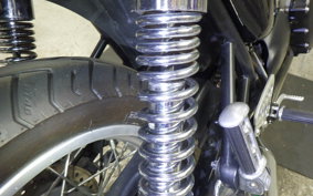 TRIUMPH THRUXTON 900 2005