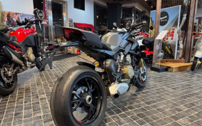 DUCATI DUCATI  STREET  FIGHTER V4S 2025 4F00