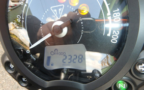 TRIUMPH TRIUMPH  SPEED  TWIN 900 2023 DAD74G