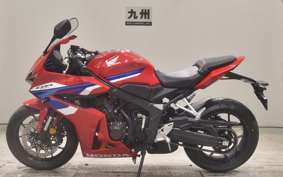 HONDA CBR650R E-Clutch 2025 RH17