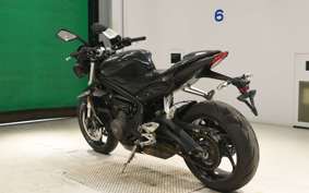 TRIUMPH STREET TRIPLE S 2018