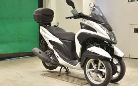 YAMAHA TRICITY 125 SE82J