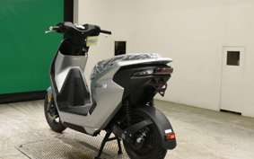 HONDA EM1 e: EF16